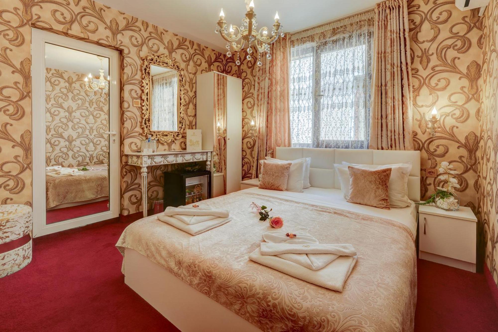 Hotel Imperia Varna Esterno foto